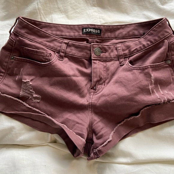 Express short shorts - Picture 1 of 3